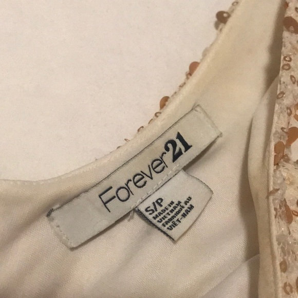 ✨Gold✨ Forever 21 sequin dress - Picture 5 of 5